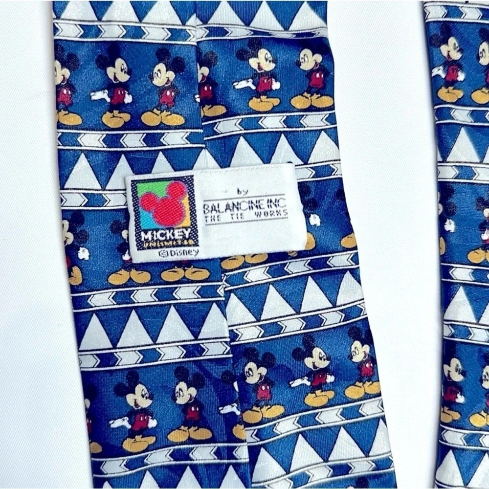 Looney Tunes Vintage looney tunes character 1994 Mickey Mouse Winnie the Pooh
